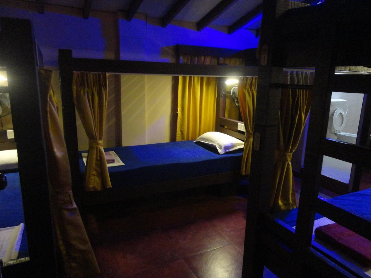 The Yuppi Hippi Female Hostel Andzsuna Kültér fotó